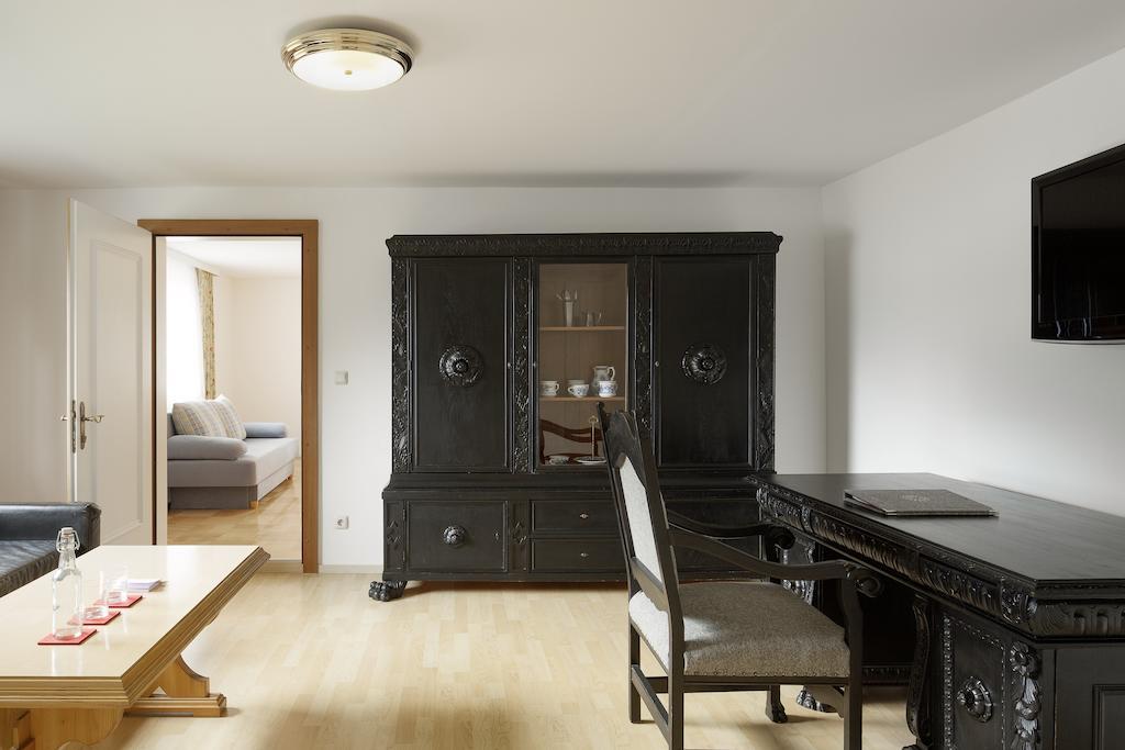Aparthotel Chalet Wetzlgut Bad Gastein Room photo