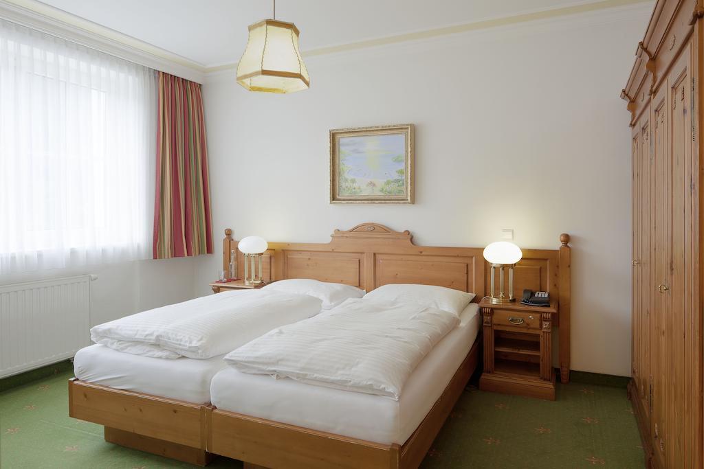 Aparthotel Chalet Wetzlgut Bad Gastein Room photo